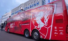 Thumbnail for article: Speler FC Twente onwel in spelersbus: bij kennis naar ziekenhuis gebracht