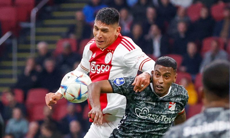 Ajax mist 'veel te opgefokte' Álvarez tegen PSV, Perez kritisch