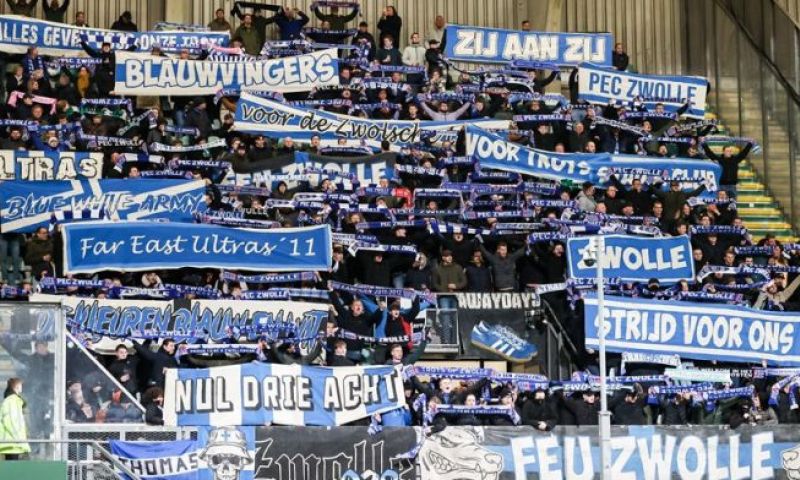 Zwolle-fans komen bedrogen uit: Almere City annuleert kaartjes voor promotieduel