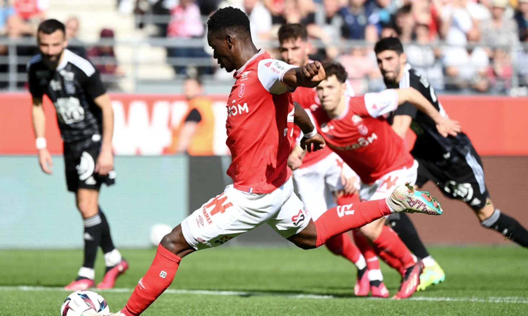 Ligue 1-sensatie Balogun heeft de Champions League-clubs achter zich aan