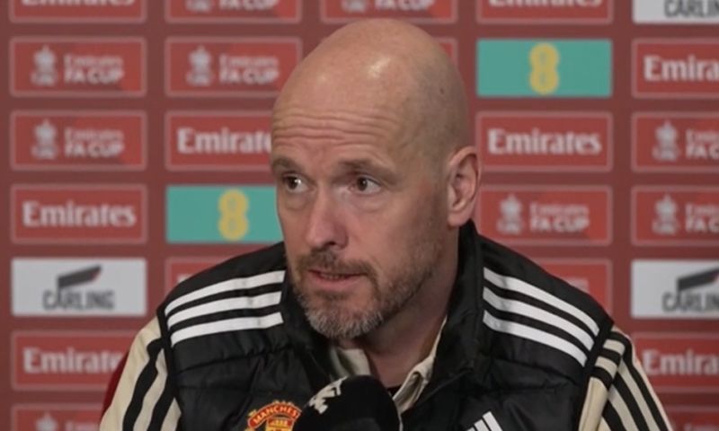 Ten Hag houdt spelers scherp: ''Je speelt om je toekomst bij Manchester United''