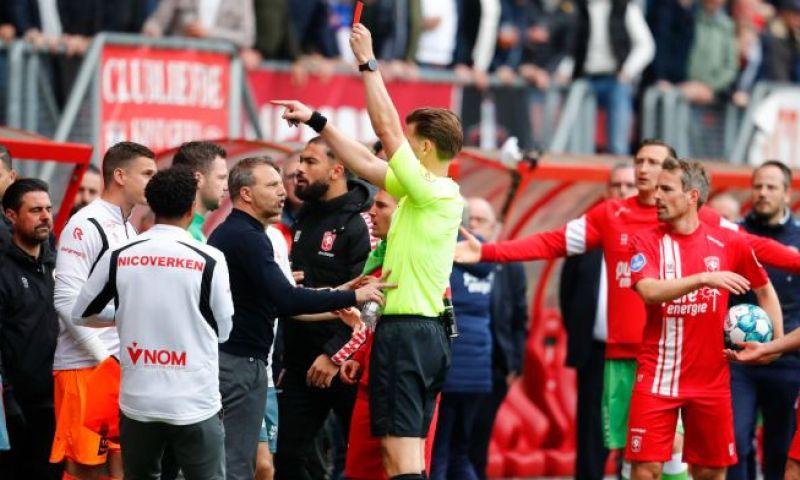 Rechterhand Steijn bij Sparta kent straf na bizarre actie in duel met FC Twente