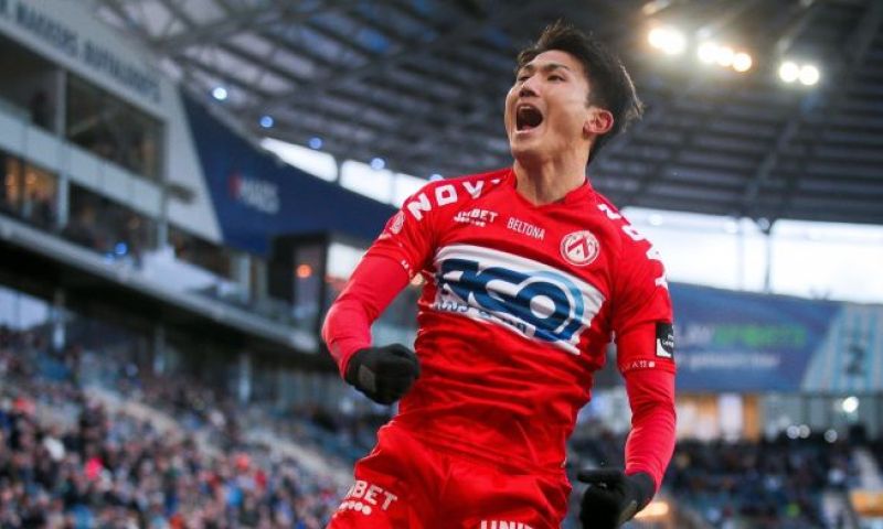 Watanabe enige veldspeler die elke minuut in actie kwam