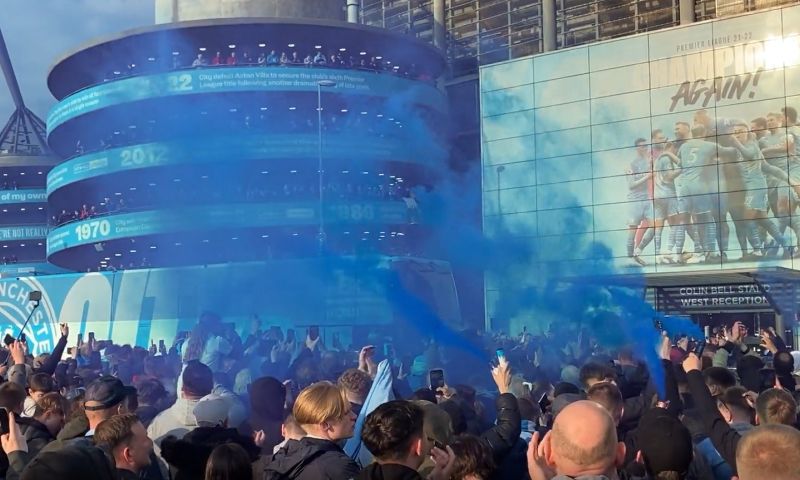 Manchester kleurt blauw voor kraker City - Arsenal