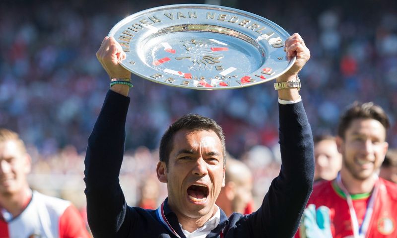 Ajax krijgt tips van Feyenoord-ervaringsdeskundige Van Bronckhorst