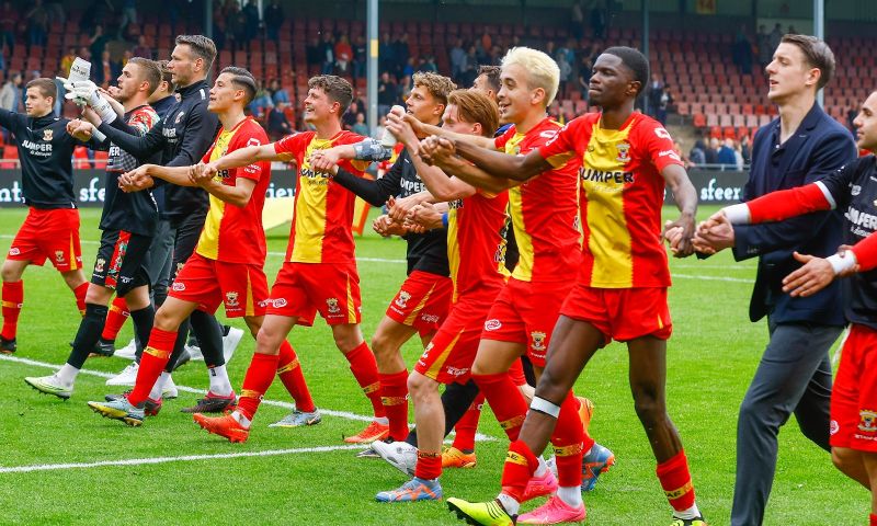 Go Ahead Eagles komt met geweldige reactie op symbolische tweet van Feyenoord