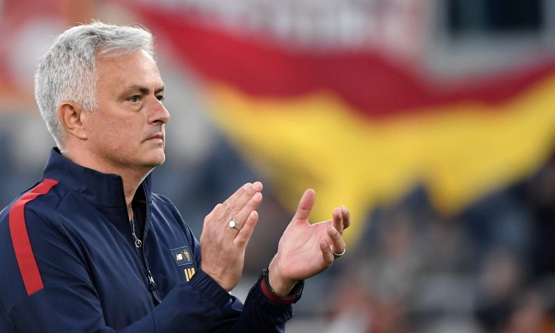 'PSG denkt aan succestrainer Mourinho'