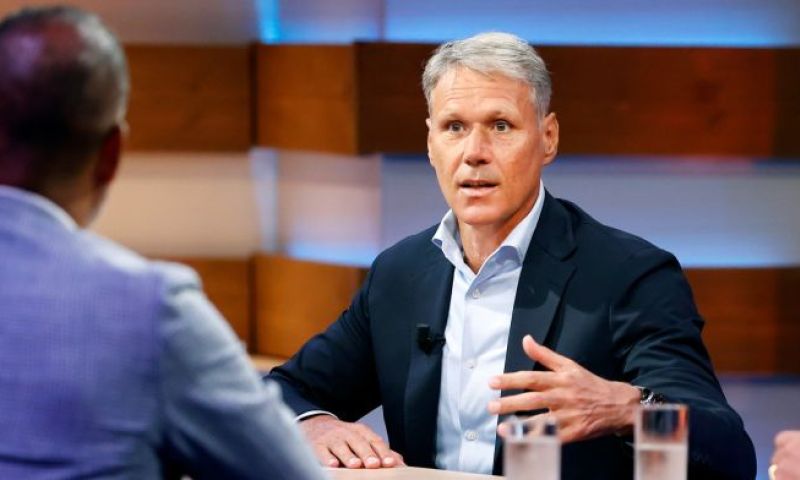 Van Basten prijst AZ, is kritisch op top-drie: 'Ajax gaat prat op jeugdopleiding'