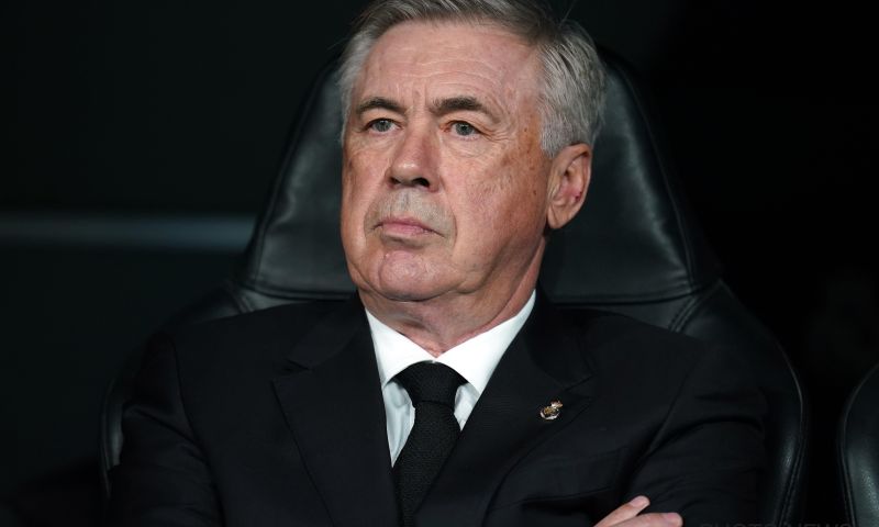 Real-trainer Ancelotti vindt dat VAR situaties onder controle moet hebben