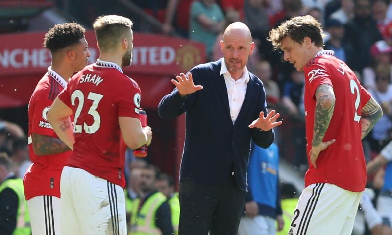 Moeizame zege Ten Hag en United, Chelsea speelt gelijk en eerste degradant bekend