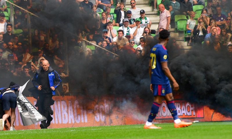 Ajax komt supporters tegemoet in Groningen, Tadic reageert