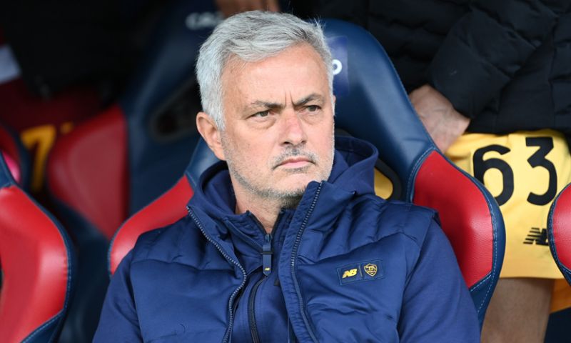 Mourinho: 'Als er geen CL-clubs meededen, hadden we de EL al gewonnen'