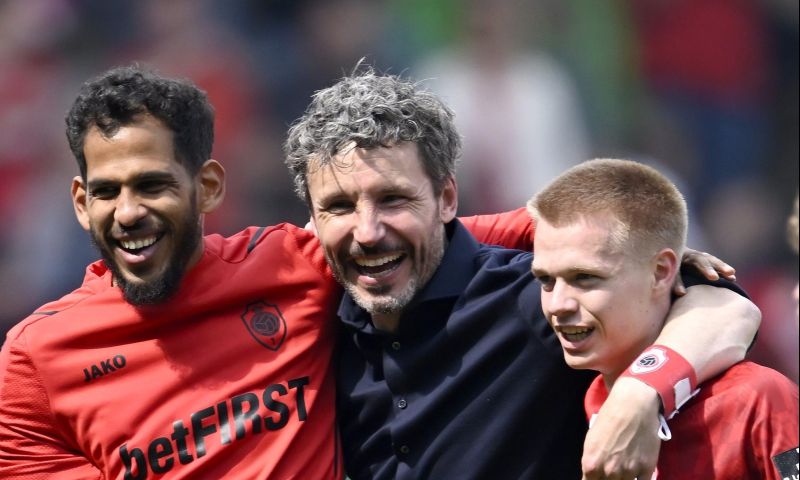 Van Bommel maakt indruk op Antwerp-selectie: 'Prikkelt af en toe met felle aanpak'