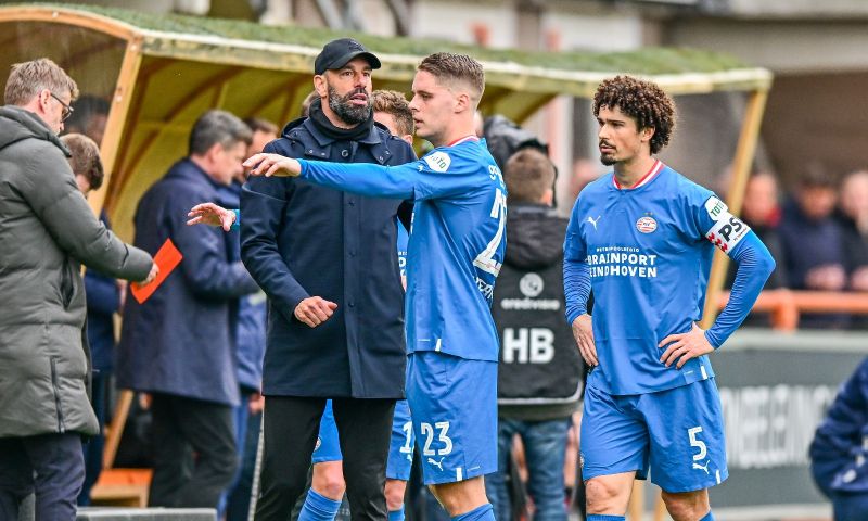 VI: Van Nistelrooij en PSV-leiding zaten niet op één lijn over Veerman