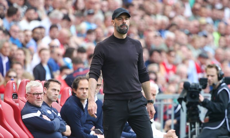 Zaakwaarnemer Van Nistelrooij doet boekje open