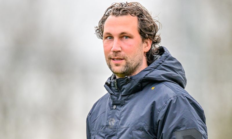 Jong Sparta Rotterdam moet op zoek naar nieuwe coach na vertrek Geert-Arend Roorda