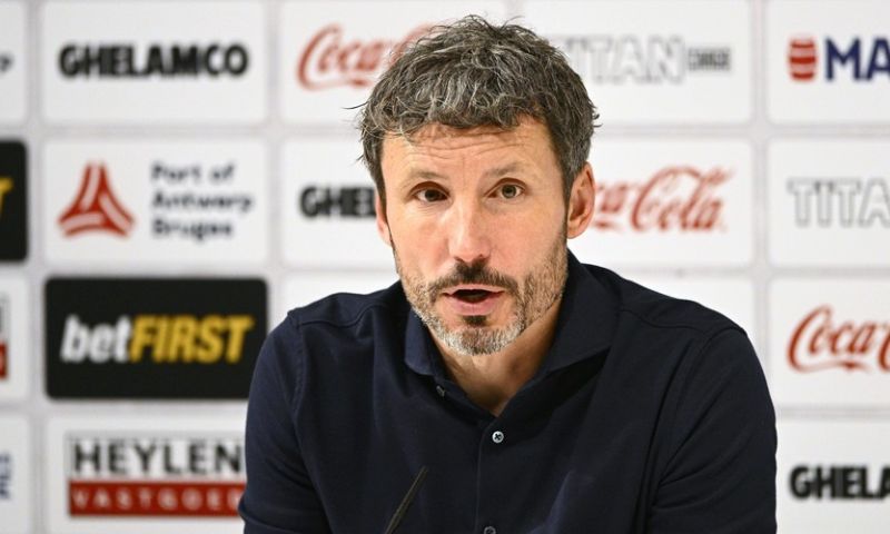 Van Bommel ziet dreun voor Antwerp: 'Ik vergelijk het met de WK-finale van Oranje'