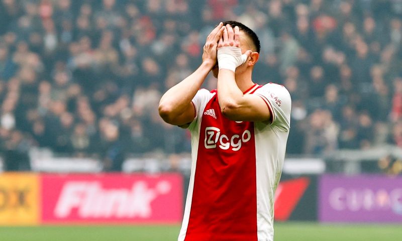 Ajax en beboete Berghuis komen met officiële verklaring: 'Ik heb spijt'