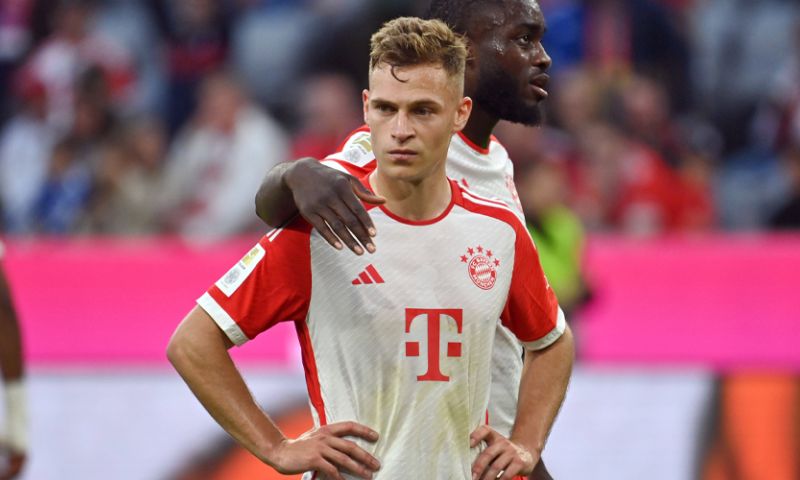 Kimmich bekritiseert Bayern-clubleiding: 'Had twee of drie dagen kunnen wachten'