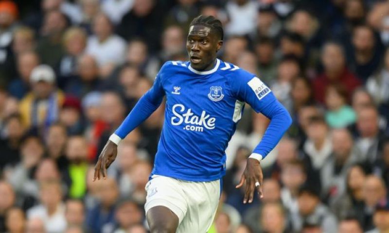 Onana redt zich met Everton: 