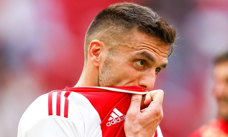 Positie van Tadic ter discussie: 'Hij lijkt wel de machtigste man bij Ajax'