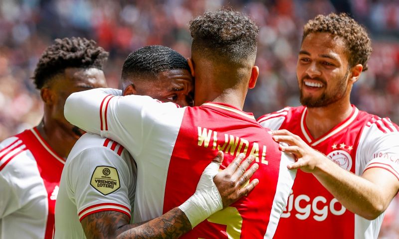 Opvallend thuisshirt Ajax uitgelekt, supporters woest: