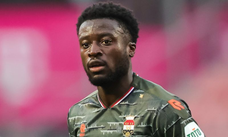 'Heerenveen sorteert voor op vertrek Van Ewijk met transfervrije KKD-verdediger'