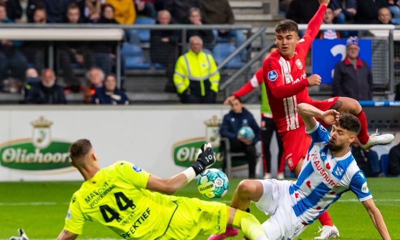 FC Twente straft kansen missend Heerenveen af en pakt volle buit door late treffer