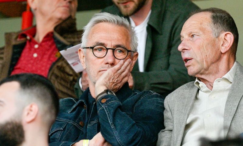 Van Marwijk heeft vertrouwen in herkansing Van Bommel: 'Hopelijk gebruikt hij dat'