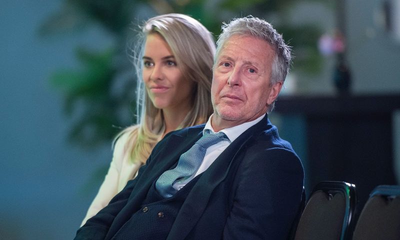 'Zorgelijk wat er bij Ajax aan de hand is, toekomst van de club staat