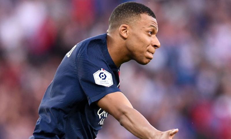 'Mbappé gaat een transfer maken naar Real Madrid, maar niet dit jaar'