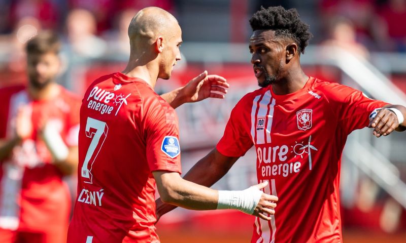 Streuer geeft transferupdate van FC Twente: 'Ze hebben een bod op hem gedaan ja'