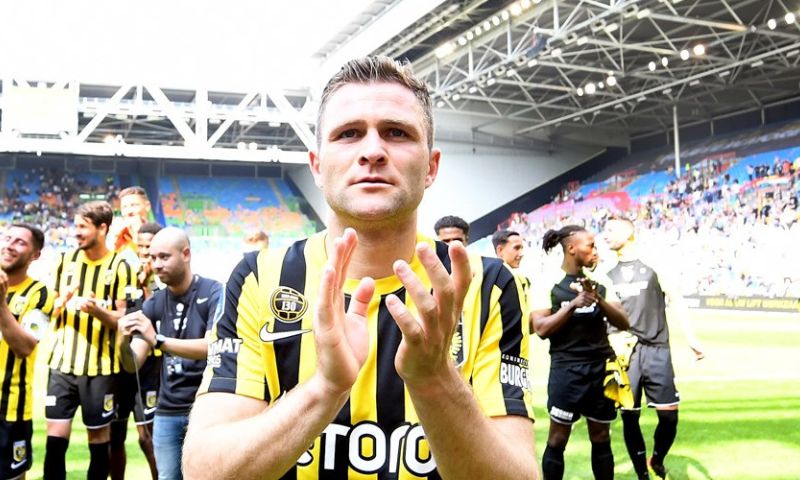 Vitesse zwaait Tronstad uit: middenvelder tekent in Championship-subtop