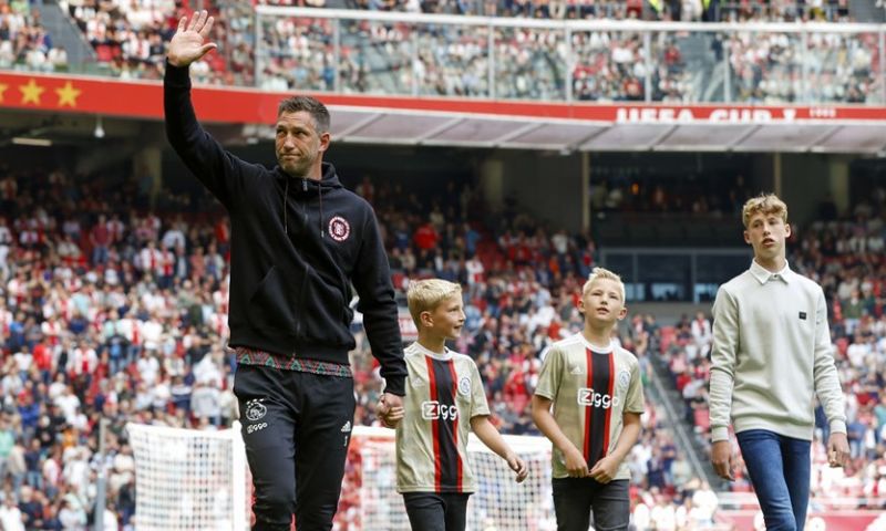 Zoon van Maarten Stekelenburg sluit aan in jeugdopleiding van AZ 