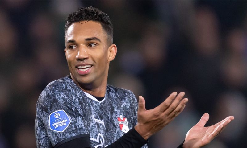 Hoesen verwijderde social media-accounts: 'Voor hen is het nooit goed'