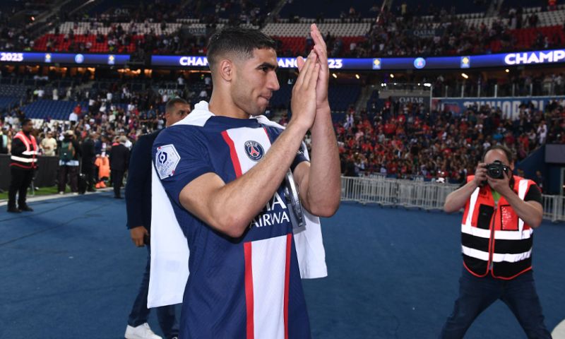 Hakimi (PSG) sluit terugkeer niet uit: 'Als Real Madrid belt, luisteren we'