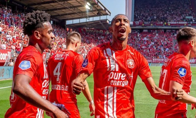 FC Twente strikt nieuwe hoofdsponsor: 'Een goede match tussen twee organisaties'