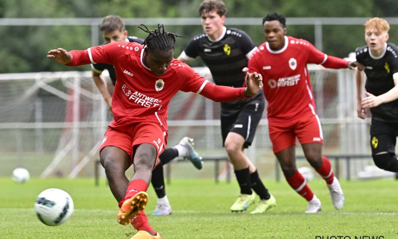 Antwerp speelt eerste oefenpot gelijk, 16-jarige Ilenikhena scoort meteen