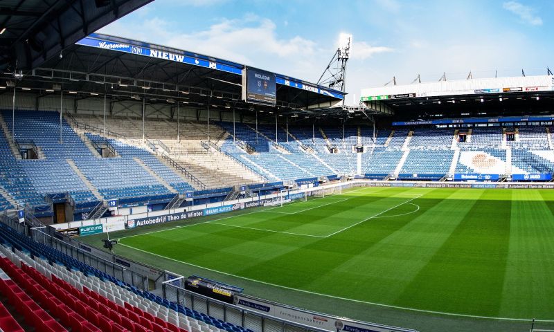 Nieuwe rechterhand voor Van Wonderen: Heerenveen plukt jeugdtrainer Feyenoord weg