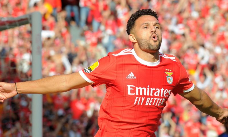 'Schmidt wil transfer Benfica gaan voorkomen, club heeft vraagprijs vastgesteld'