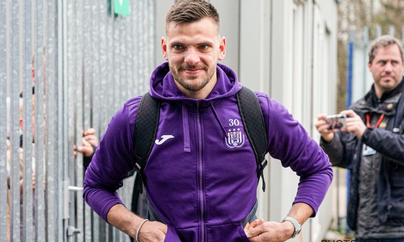 ‘KRC Genk gaat vol voor definitieve transfer Van Crombrugge (Anderlecht)’