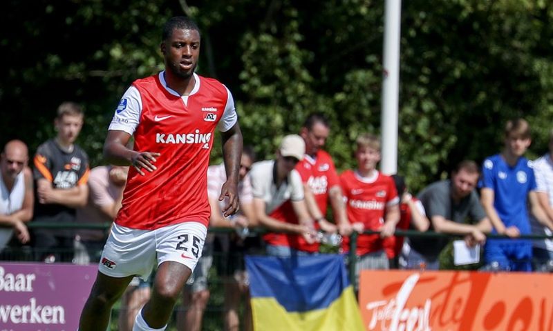 Bazoer dient transferverzoek in: "AZ moet eruit komen met die club"