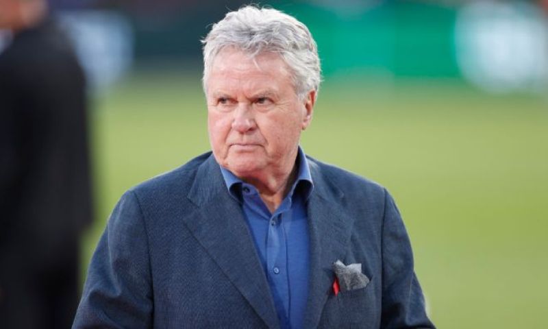 Hiddink blikt terug: 'Figo zei dat hij al moe werd als hij ze zag rennen'