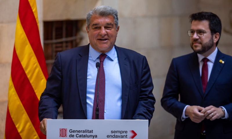 Laporta reageert op afgeketste Messi-move: 'Toen wilde zijn vader me zien...'