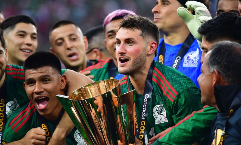 Ochoa en Arteaga zegevieren: Knappe sologoal bezorgt Mexico de Gold Cup