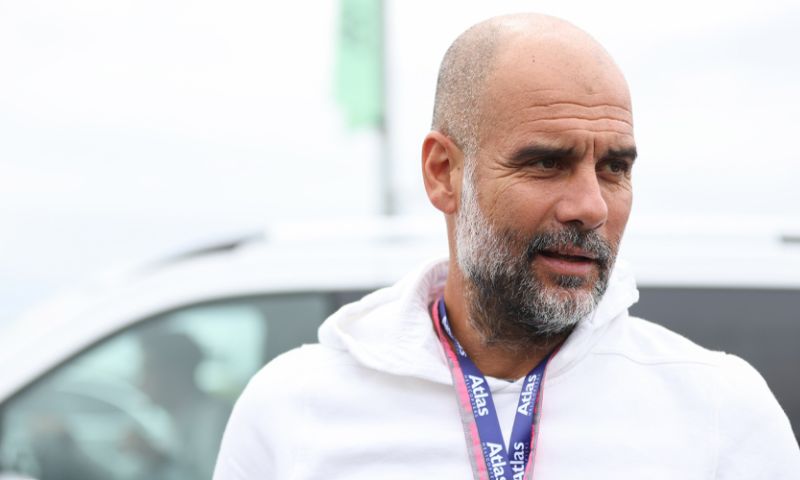 Guardiola waarschuwt concurrenten: 'Haaland is veel beter dan vorig seizoen'