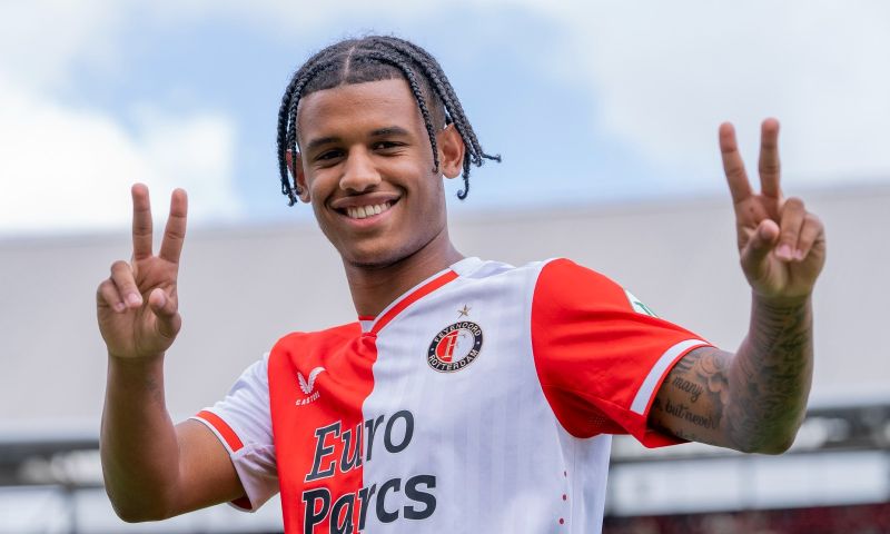 Heracles klopt bij Feyenoord aan voor Benita