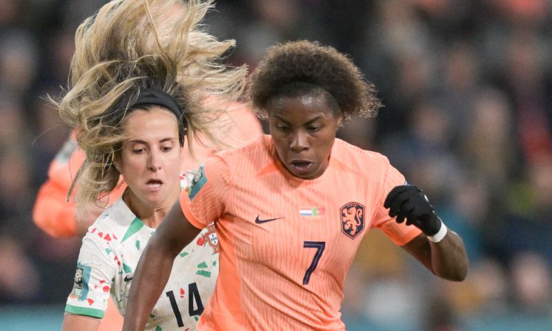 Leeuwinnen tussen hoop en vrees: Beerensteyn dreigt groepsduels te missen op WK