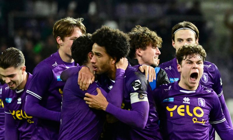 OFFICIEEL: Beerschot geeft Nederlands jeugdinternational contract