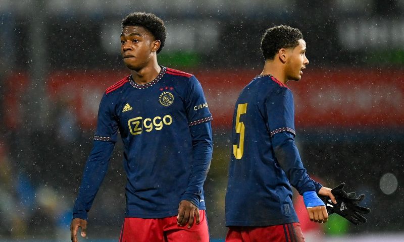 De Boer verrast met Al Jazira: vertrokken Ajax-talent maakt overstap naar VAE